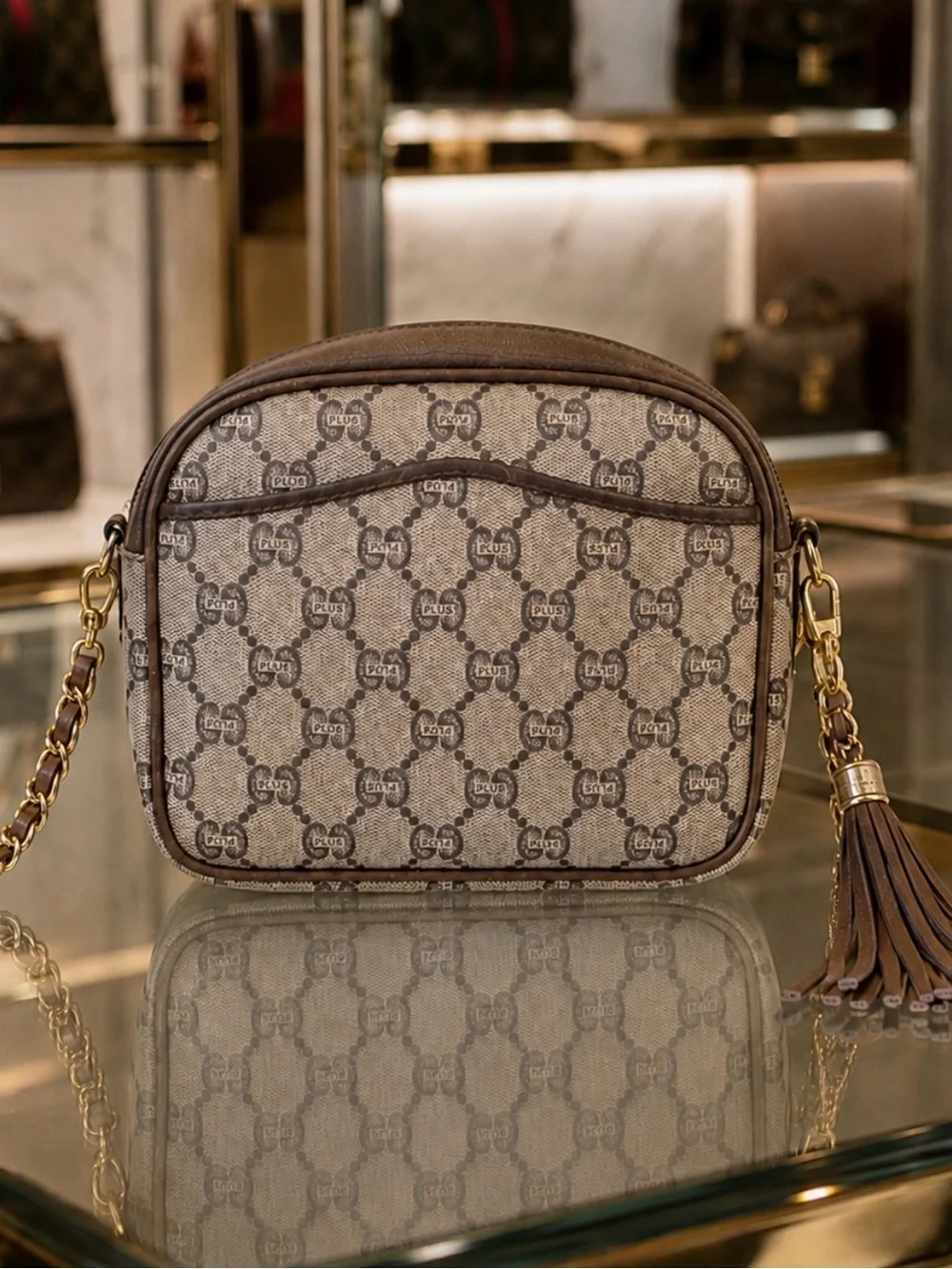 Authentic Gucci Beige/Brown GG Plus Canvas/Leather Crossbody chain-Tassel VG